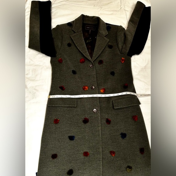 BCBG JAXSON Grey Pom Pom Coat Sz M - Picture 6 of 10